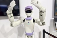 星尘智能WAIC落地实录：全栈方案进入蚂蚁、京东、中科创达等真实场景