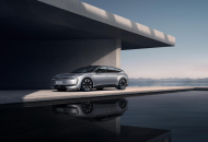 奥迪 E5 Sportback与Model 3谁更务实？